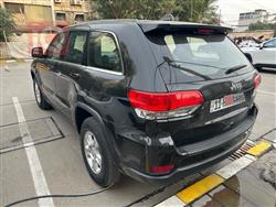 جیپ گراند شیرۆکی